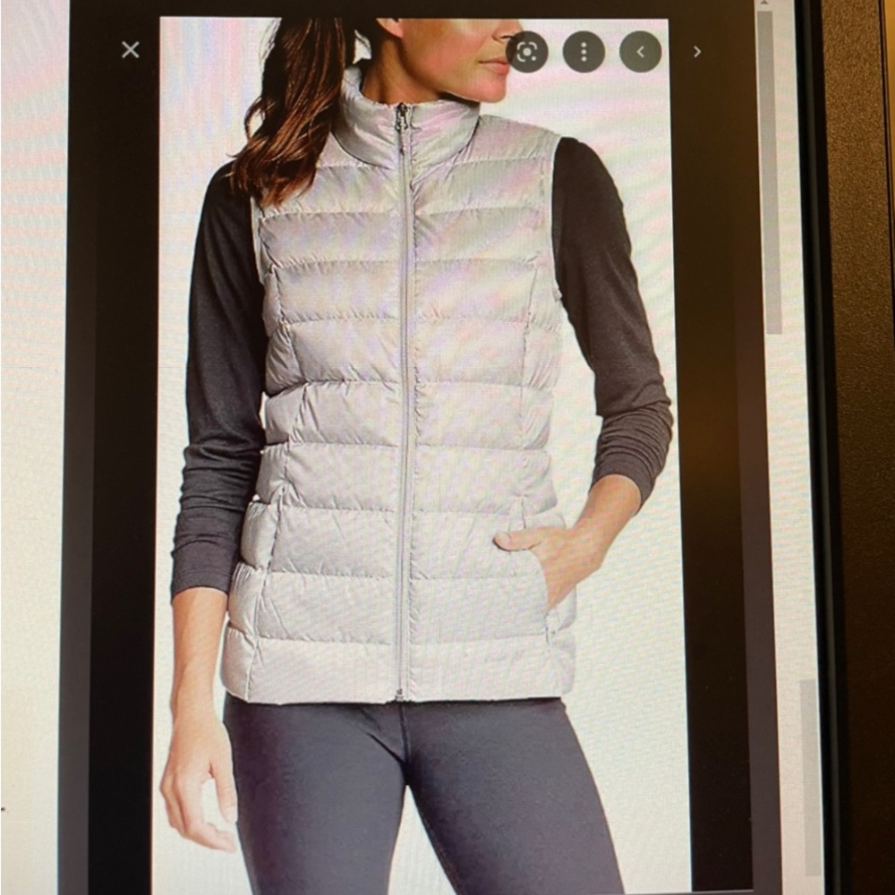 Eddie Bauer B650 Down Puffy Vest. - Picture 2 of 11